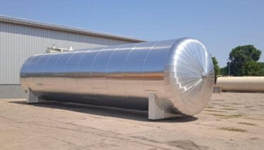 Ekonstal - ein Tank zur Lagerung von flüssigen brennbaren Stoffen